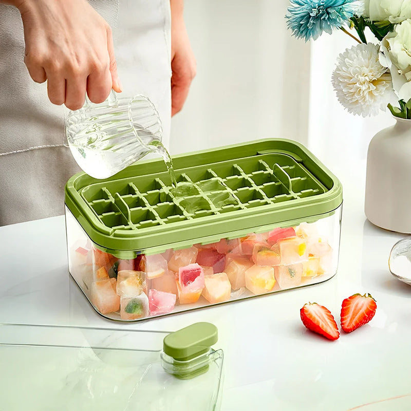 Forma De Gelo 64 Cubos Camada Dupla Recipiente