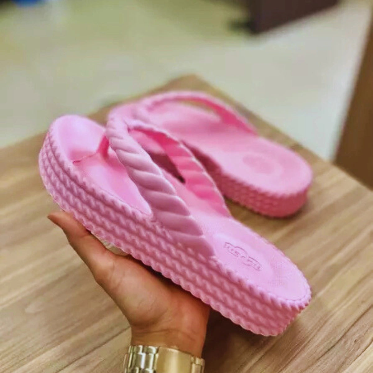 Chinelo Feminino Trançado Nuvem Casual